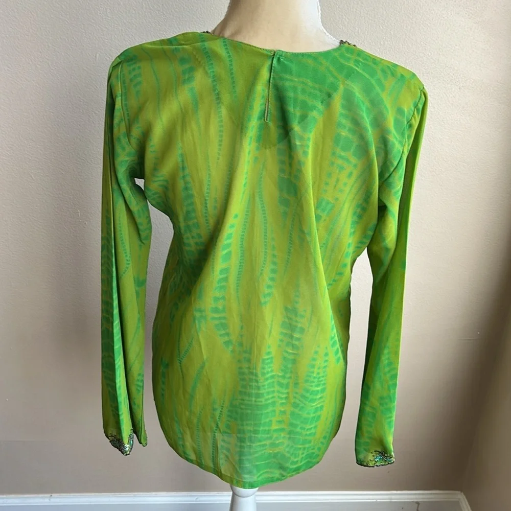 New The Dye Green Tunic Embroidered Sz S Long Sleeves - Picture 3 of 3